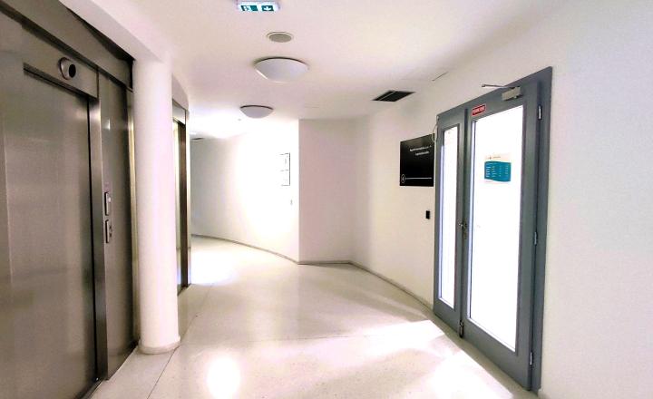 AMBULANCIE LEKÁROV 8 KS, vhodné pre kliniku, 295 m2, Röntgenova ul., BA - Petržalka - fotografia 10