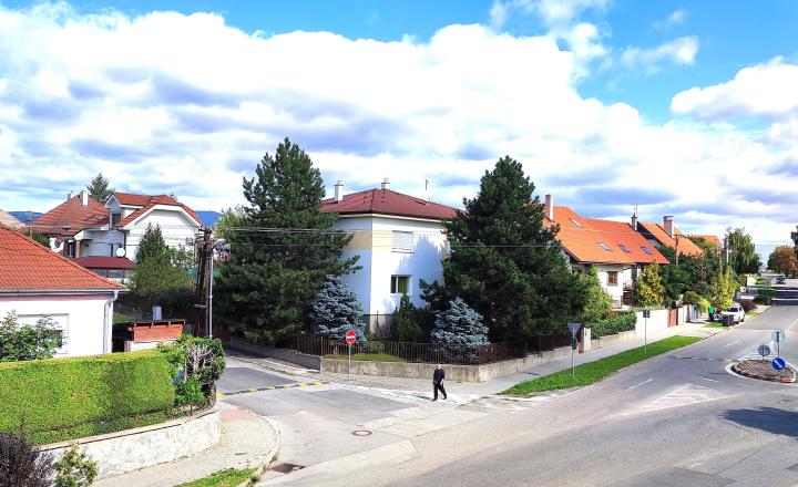 ✅ PREDANÉ: Priestranný štýlový 2i zariadený byt, parkovanie, pivnica, širšie centrum Pezinok - fotografia 12