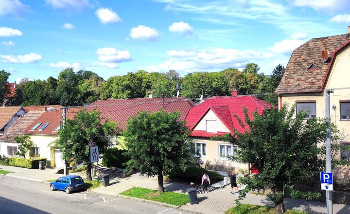 ✅ PREDANÉ: Priestranný štýlový 2i zariadený byt, parkovanie, pivnica, širšie centrum Pezinok - fotografia 13