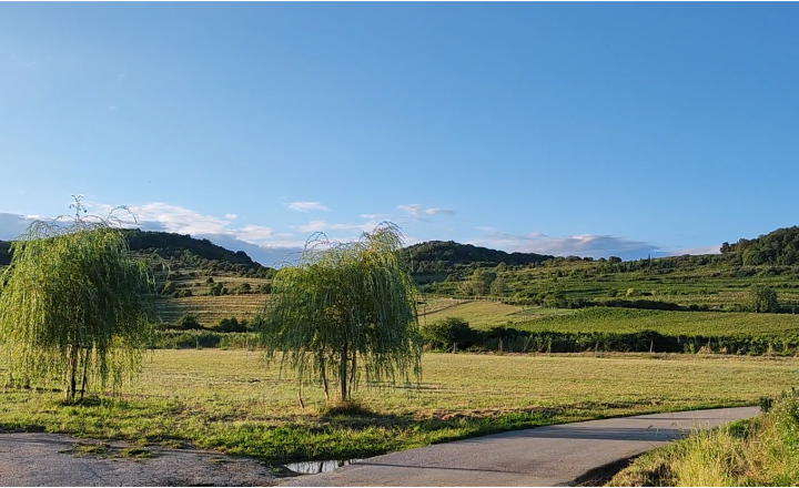 ✅ PREDANÉ: Priestranný štýlový 2i zariadený byt, parkovanie, pivnica, širšie centrum Pezinok - fotografia 19