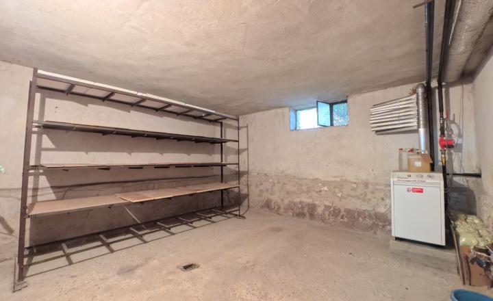 Priestranný 5 izbový rodinný dom, garáž, veľký pozemok, Dlhá pri Trnave - fotografia 18