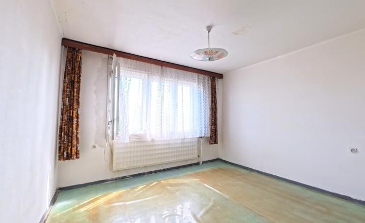 Priestranný 5 izbový rodinný dom, garáž, veľký pozemok, Dlhá pri Trnave - fotografia 14