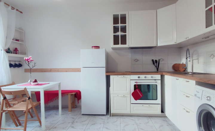 Kompletne zariadený 1 izb.byt s balkónom, Nitra,  Alexyho ul.