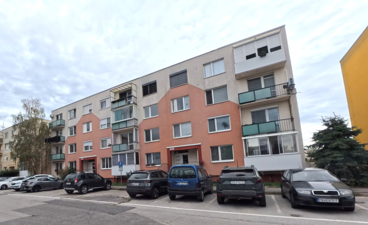 EXKLUZÍVNE NA PRENÁJOM 3 IZB.BYT, BYSTRICKÁ UL., PEZINOK - fotografia 16