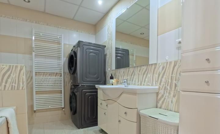 PRIPRAVUJEME: Priestranný 3,5 izbový mezonetový byt v Pezinku na Suvorovovej ul. - fotografia 10